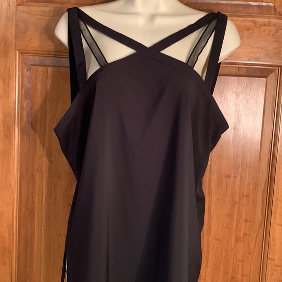 Fabletics strappy top - Picture 2 of 6